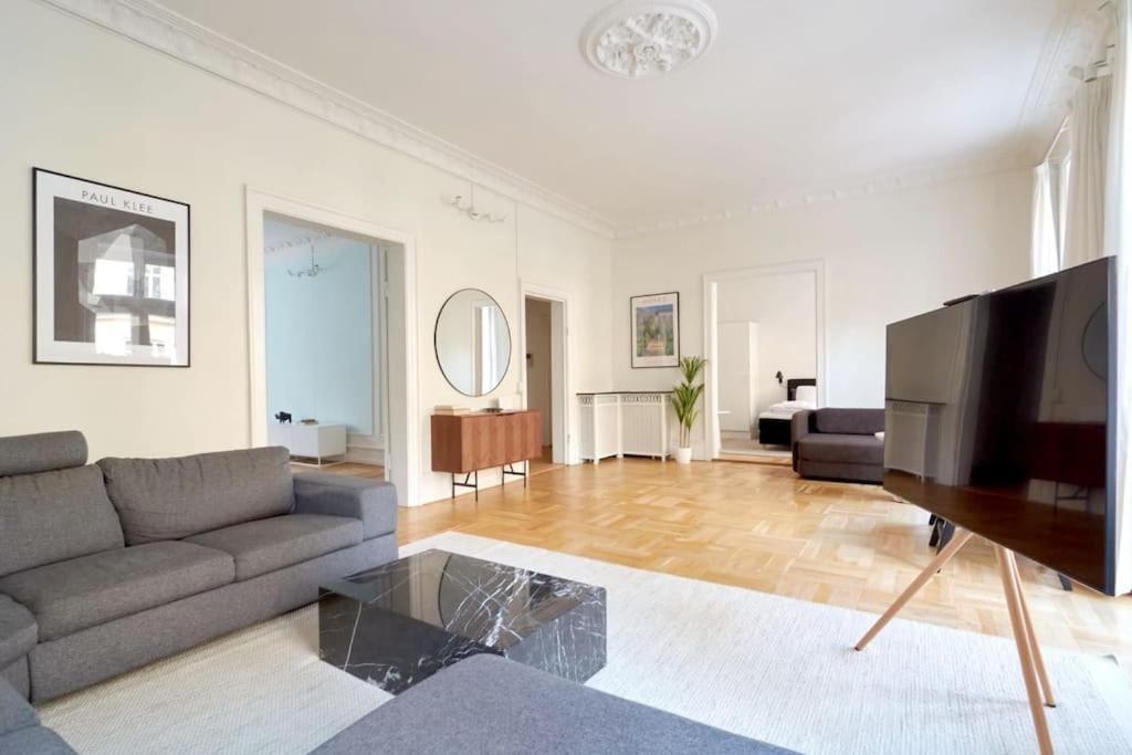 Moderen And Sleek 3Br With Bath By The Lakes And Metro Copenhague Extérieur photo