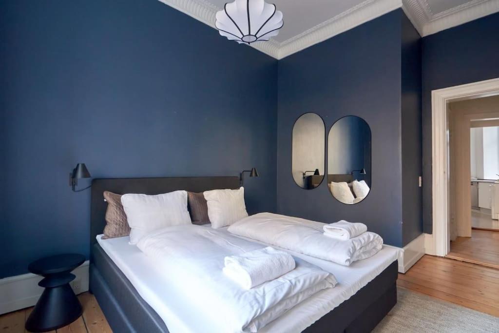 Moderen And Sleek 3Br With Bath By The Lakes And Metro Copenhague Extérieur photo