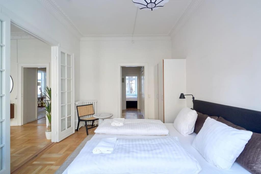 Moderen And Sleek 3Br With Bath By The Lakes And Metro Copenhague Extérieur photo