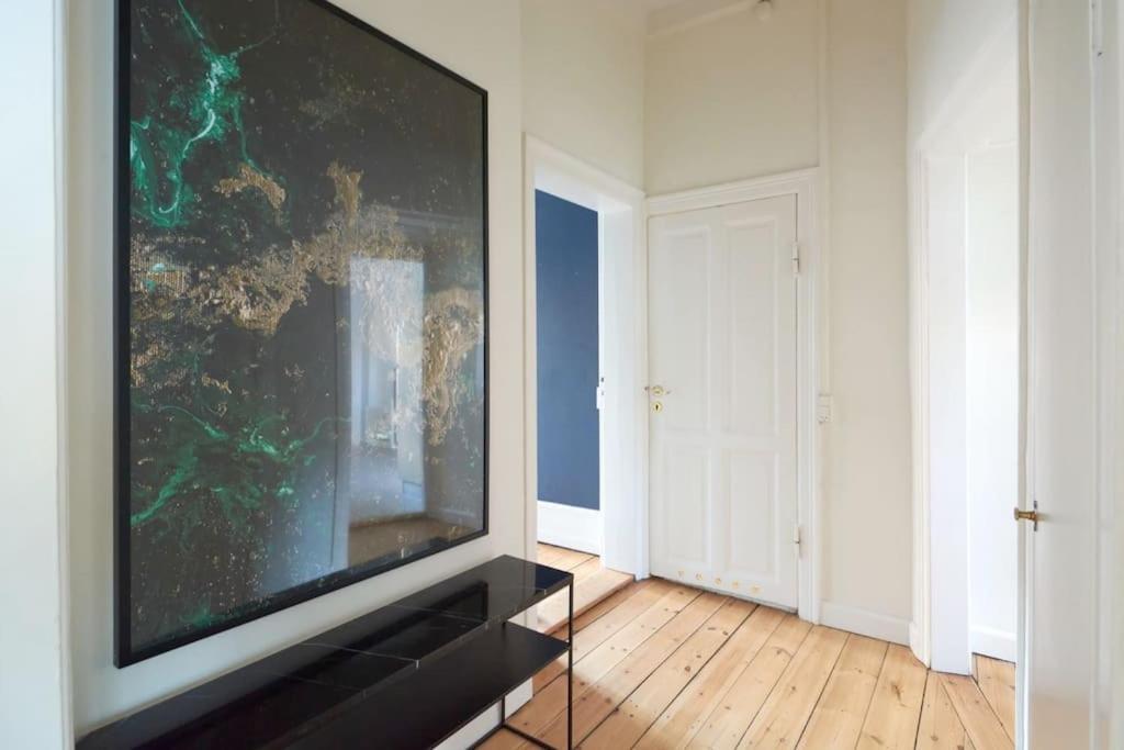 Moderen And Sleek 3Br With Bath By The Lakes And Metro Copenhague Extérieur photo